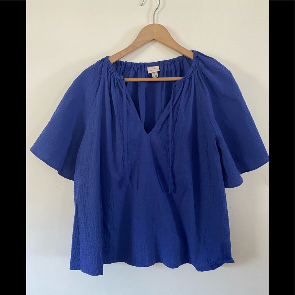 NWOT A New Day gorgeous periwinkle top